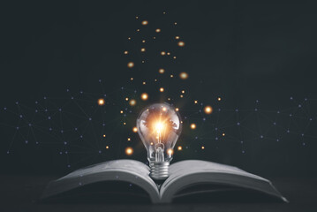 小学二年级数学《认识方向》知识点、教案及教学反思